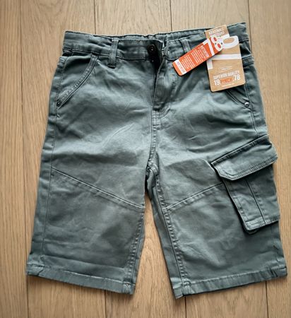 Short garçon  cargo vert taille 146 neuf