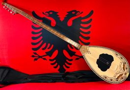 Albanisches Musikinstrument Shrki Walnussholz