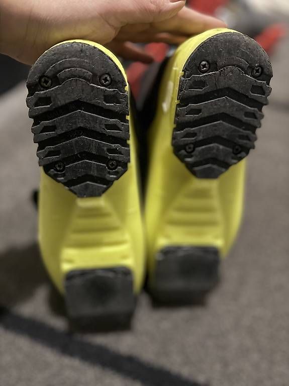 Sci: Ski 117 und Schuhe 23.0 Head Kinder – Usato da Kriens venduto da mic_bv7y 2
