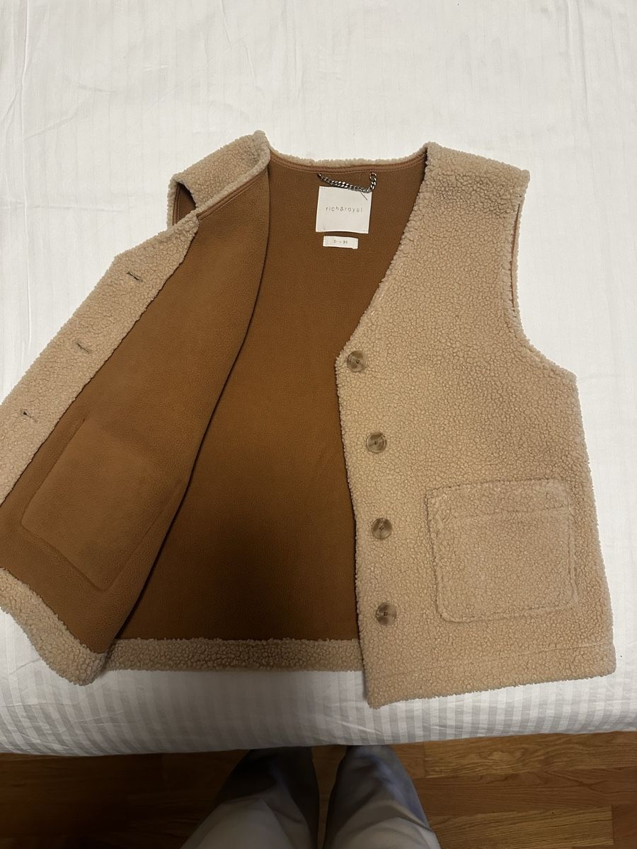 Rich & Royal Gilet & Giacche senza maniche: Teddy Bear Vest  – Nuovo (secondo la descrizione) da Dübendorf venduto da din_dl9l 1