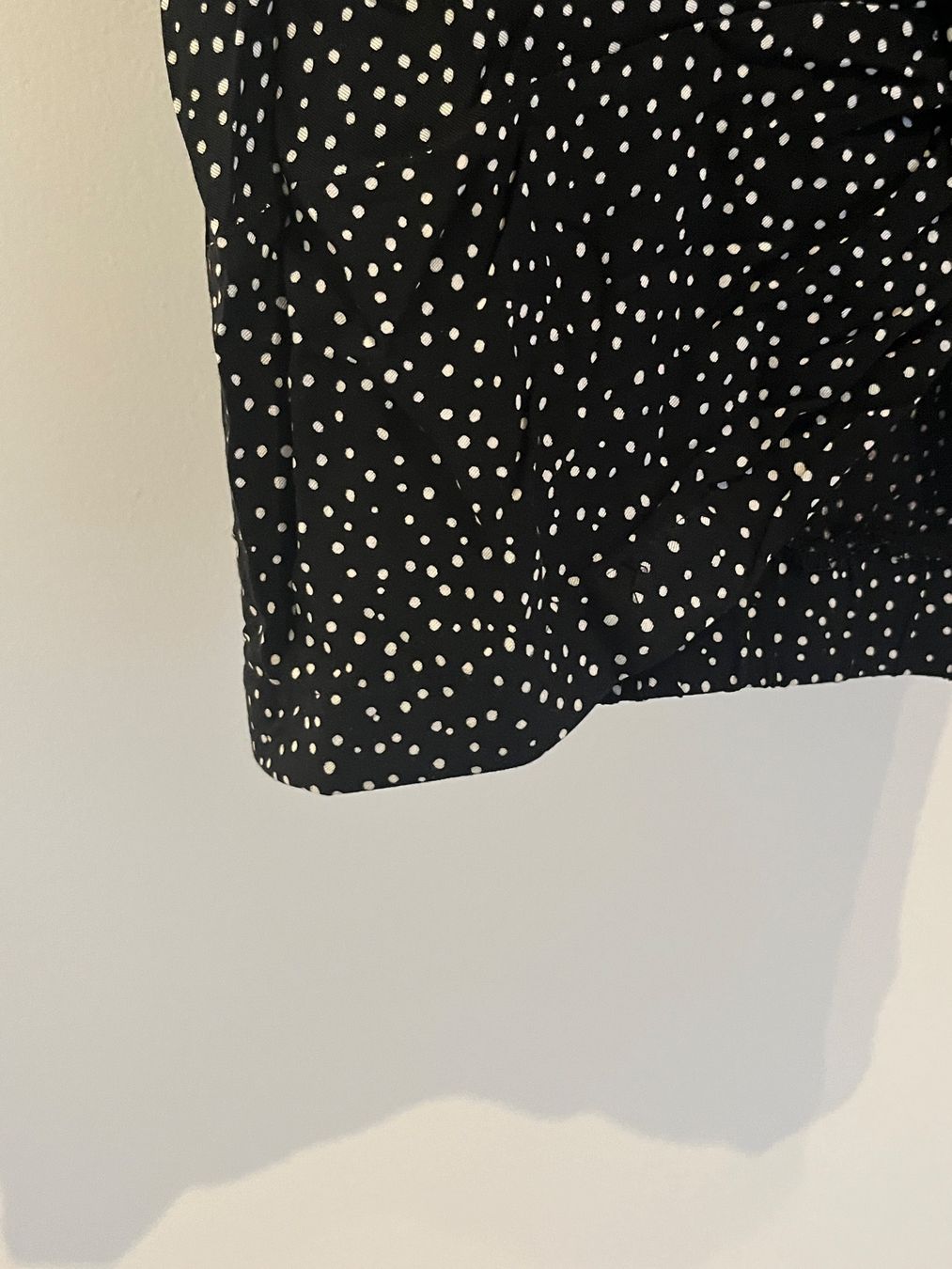 Yes Or No Camicette: Blouse à pois, blanche et noire – Usato da Savagnier venduto da taianab 2