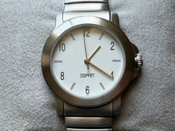 Esprit Orologi: ESPRIT Quartz ca. 80er Jahre – Usato da St. Gallen venduto da galluswatches