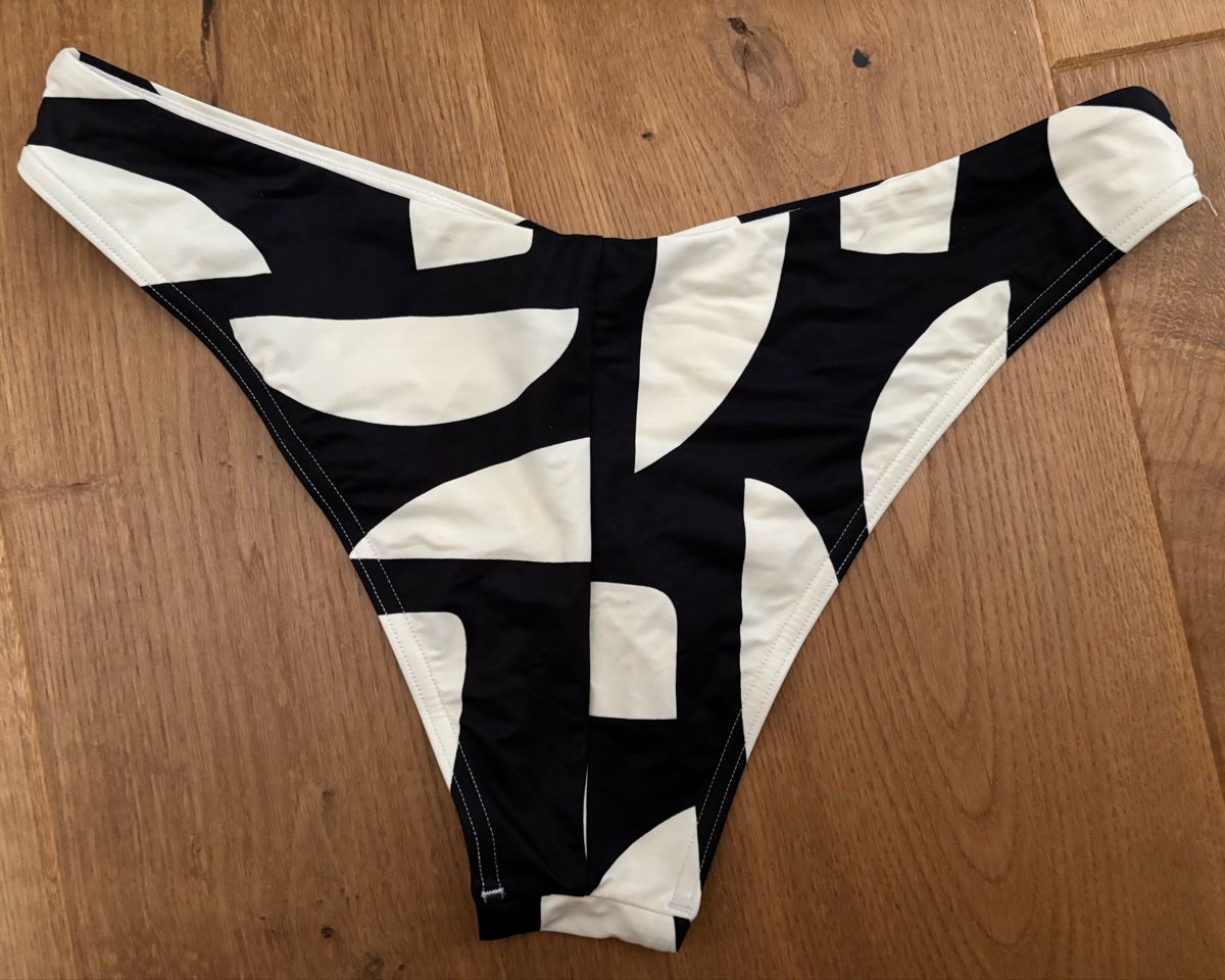 Triumph Costumi da bagno & Bikini: Bikini 38 Triumph Black White/Size S – Nuovo (secondo la descrizione) da Windisch venduto da bymarikaa 2