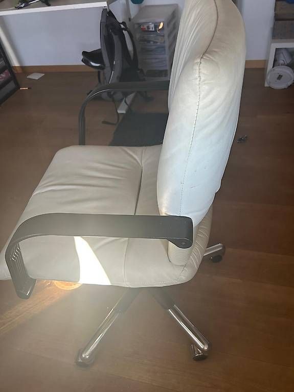Chaises: Bürostuhl von vitra – D'occasion à Frauenkappelen par ann_65rk 3