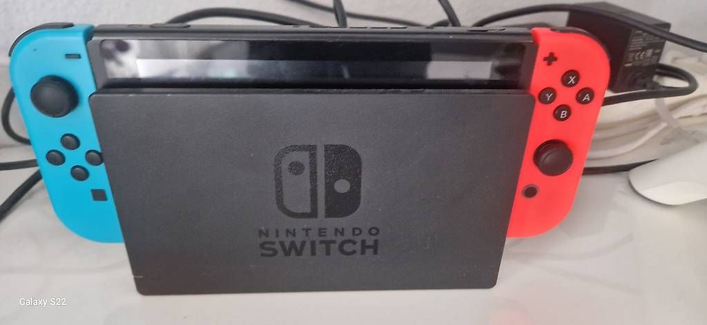 Nintendo Consoles: Vendo Nintendo switch – D'occasion à S. Antonino par ros_r9hm 1