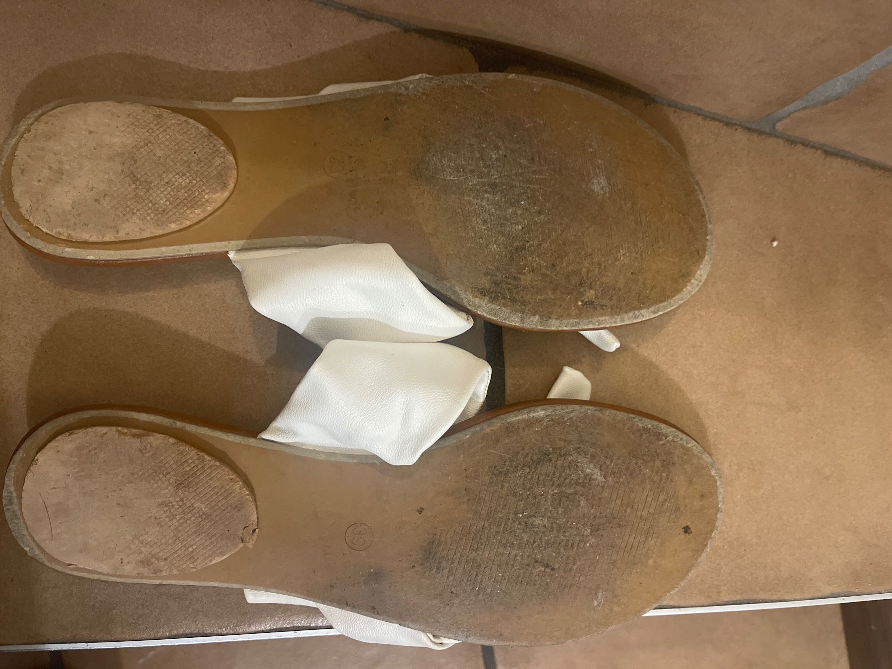 Damenschuhe: Ciabatte bianche – Gebraucht aus Rancate von Waly__ 3