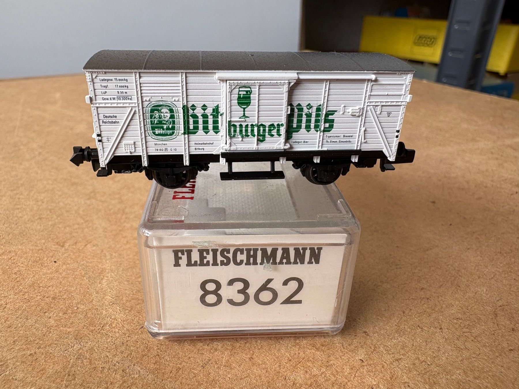 Fleischmann Trains électriques: Fleischmann 8362 Bierwagen Bitburger-Pils – Neuf avec emballage d'origine à Hauterive NE par eriamch