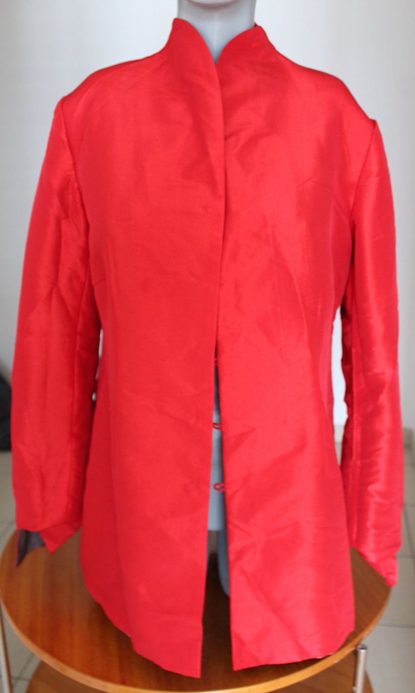 Giacche: Oberteil / Jacke, ev. Handmade und Seide, M/L ? – Usato da Locarno venduto da madame-tus-sauds 5