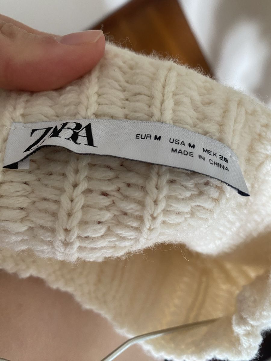 Zara Pullover & Sweatshirts: Zara Knit Sweater – Gebraucht aus Wallisellen von eli_v7dn 2