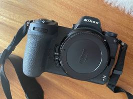 Nikon Z6 Spiegellose Kamera inkl. Zubehör