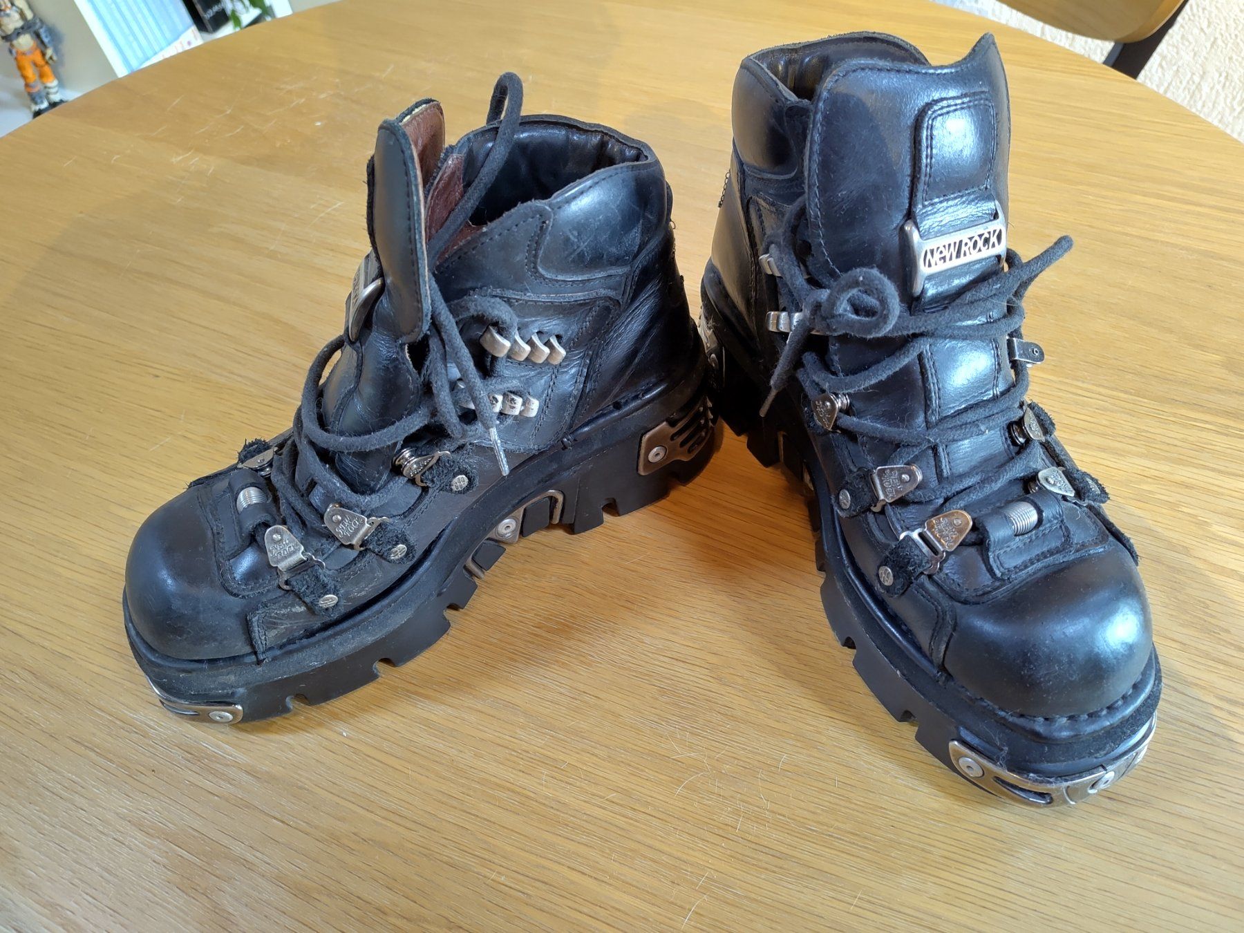 New Rock Chaussures hommes: New Rock Boots - Grösse 42 – D'occasion à St. Gallen par marlies59