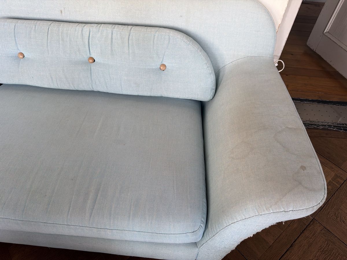 Divani: Sofa hellblau Retro Design mit Gebrauchsspuren  – Usato da Winterthur venduto da Ema9 3