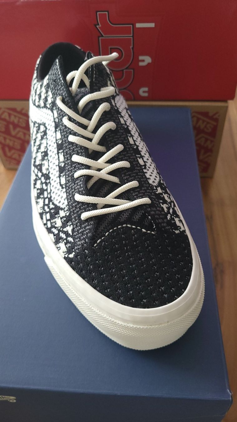 Vans Scarpe da uomo: Vans Old school ek – Nuovo (secondo la descrizione) da Bern venduto da Sneakerheadz 2