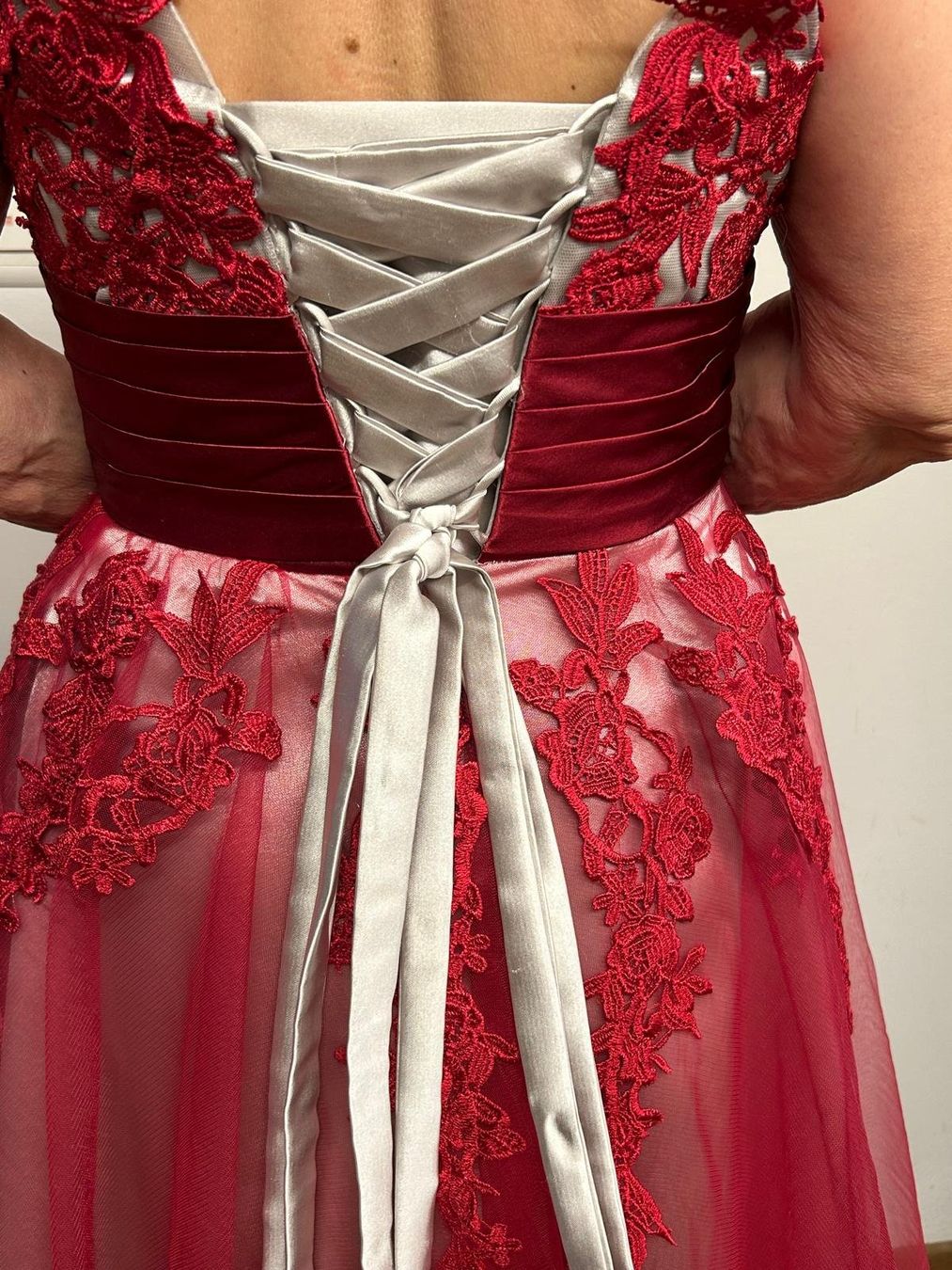 Vestiti: Festkleid rot Marke IZILADY – Usato da Tavanasa venduto da martinm7228 6