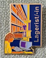 O398 - Pin Beruf Lagerist / in