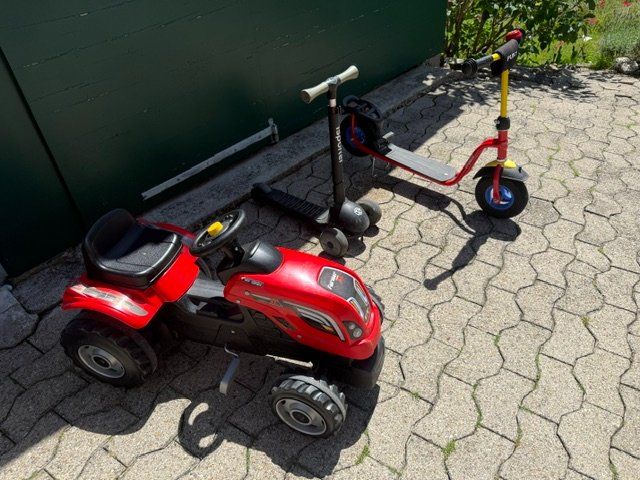 Fahrzeuge für Kinder: Traktor-Trotti-Velo – Gebraucht aus Waldkirch von Schumif1 1
