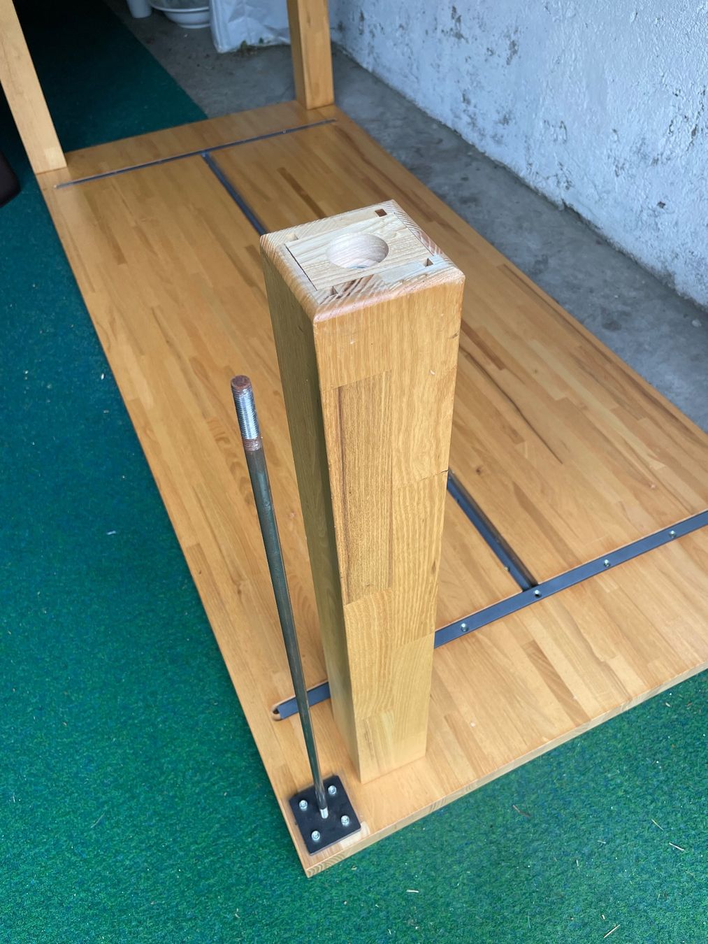 Pfister Tische: Massiver Holztisch – Gebraucht aus Brittnau von bebo04 4