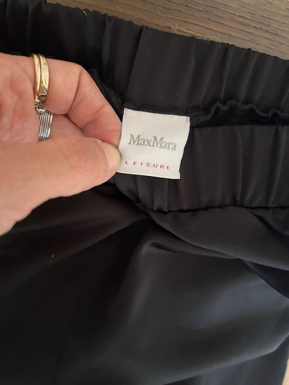 Max Mara Pantaloni: Max Mara Leisure Satin Hose - Gr. 34 – Usato da Illnau venduto da Monkky 3