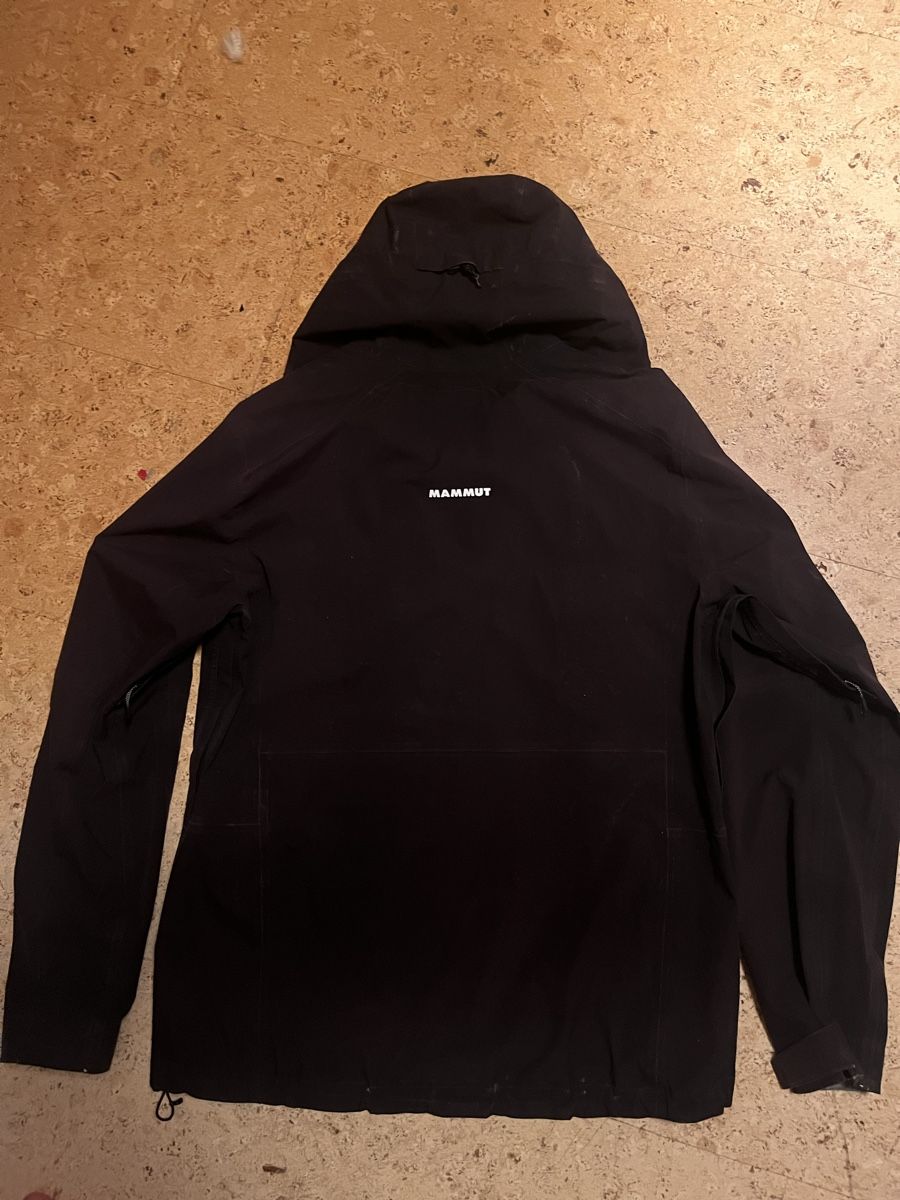 Mammut Jacken: Mammut Hardshell Jacke – Gebraucht aus Frutigen von emmanuel.r 1