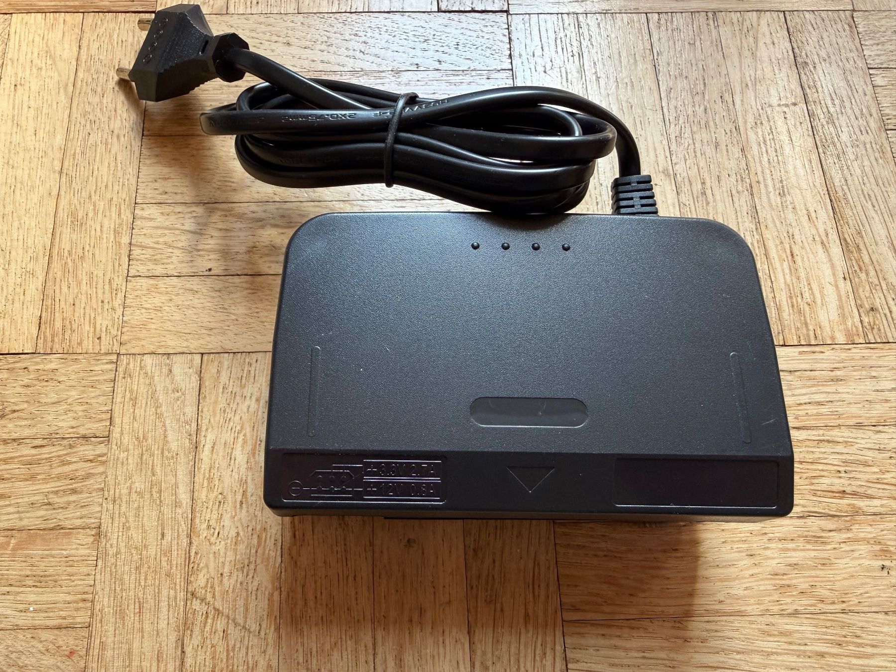 Nintendo Console: Nintendo N64 Netzteil, neu – Nuovo (secondo la descrizione) da Adliswil venduto da synchrot 1