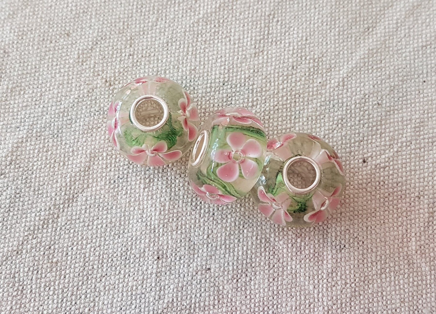 Perle (finte): Lampwork Glasperle mit Blumen Glas bead – Nuovo (secondo la descrizione) da Langenthal venduto da flowersNbirds 1