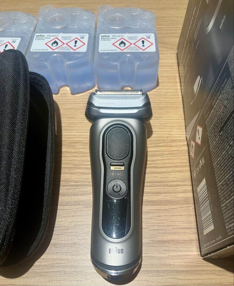 Braun Rasierapparate & Rasierklingen: Braun Serie 9 Pro+ – Gebraucht aus Effretikon von Unagi 1