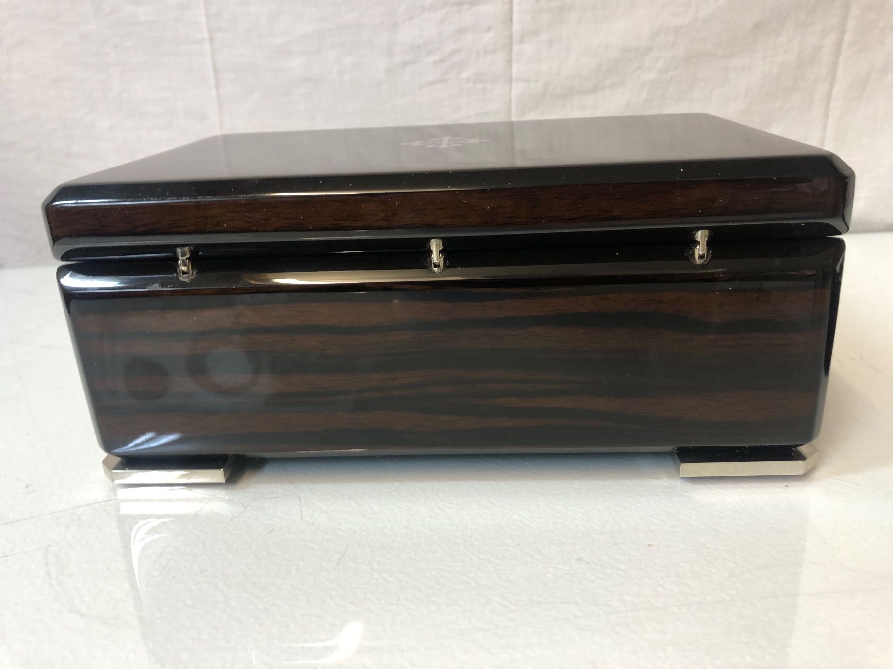 Patek Philippe Scatole porta orologi: Patek Philippe Schatulle inkl. Schutztuch – Usato da Brunnen venduto da Allerwaren 4