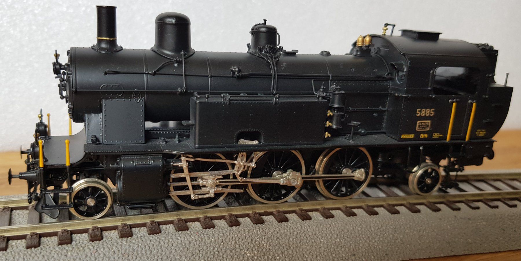 Lemaco Modellini di ferrovie: Lemaco SBB Eb 3/5 5885 Maffei HO mit OVP – Usato da La Sagne VD venduto da aro_nnp2 2
