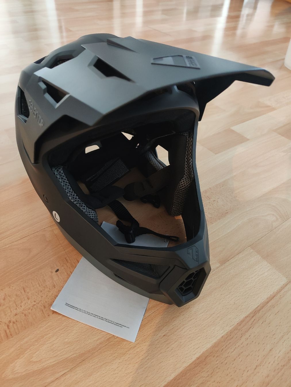 Casques: Fullface Helm seveniDP  – Neuf avec emballage d'origine à Unterägeri par M.Weishaupt
