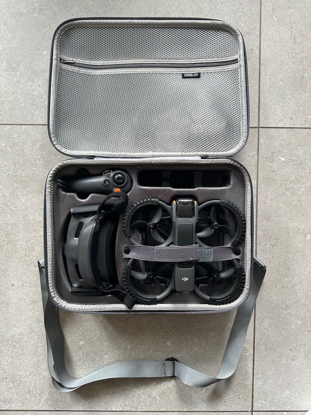 DJI RC Modellbau: DJI Avata 2 Fly More Combo mit Zubehör – Gebraucht aus Allschwil von Bamba. 3