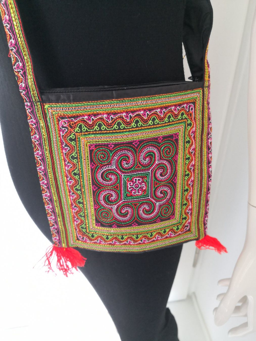 Borse da donna: 🤩BOHO-CHIC ETHNO TASCHE FARBIG NEU – Nuovo (secondo la descrizione) da Olten venduto da Naja-Twins-Twins 2