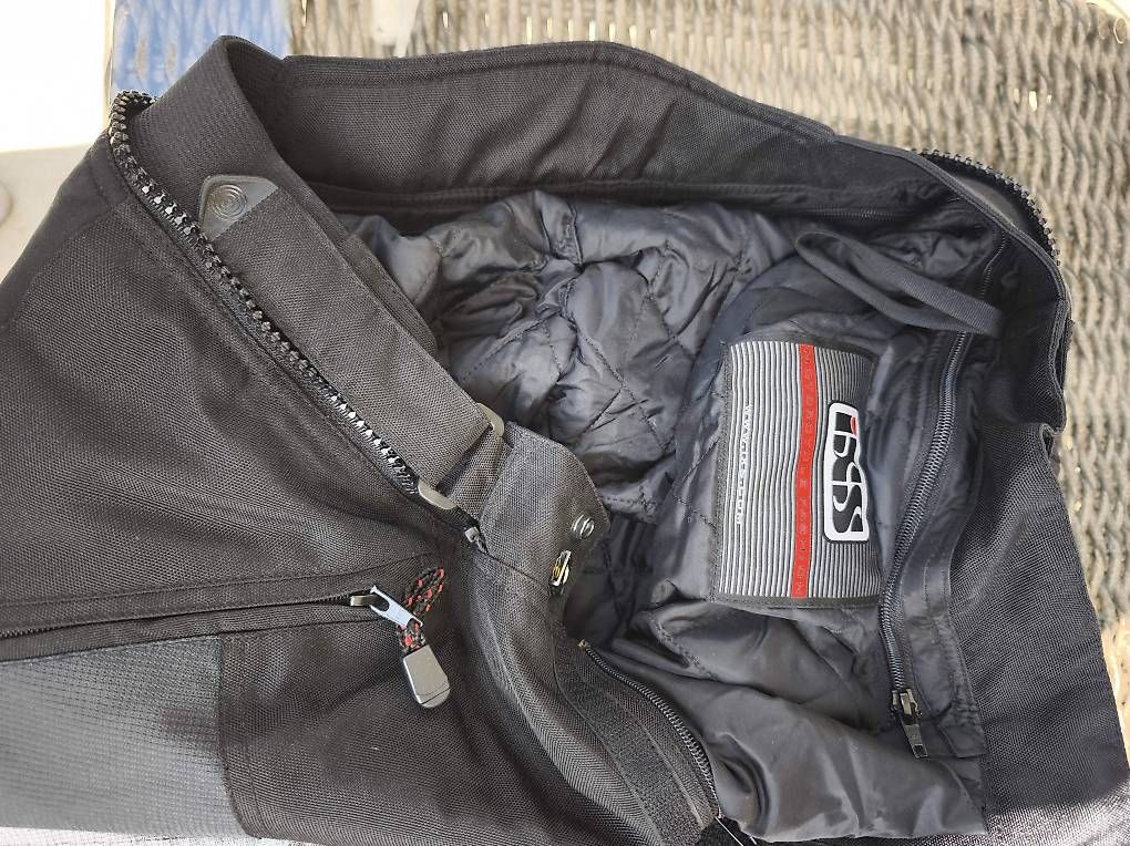 Pantaloni: Pantalon moto  – Usato da fribourg venduto da pipas01 2
