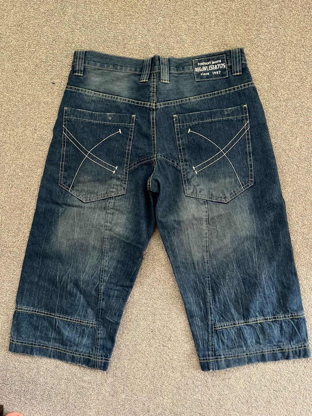 Pantaloni: Bermuda Gr 32 – Nuovo (secondo la descrizione) da Rekingen AG venduto da nederland1 2