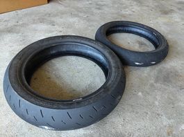 Motorradreifen (ca. 4 pneus)