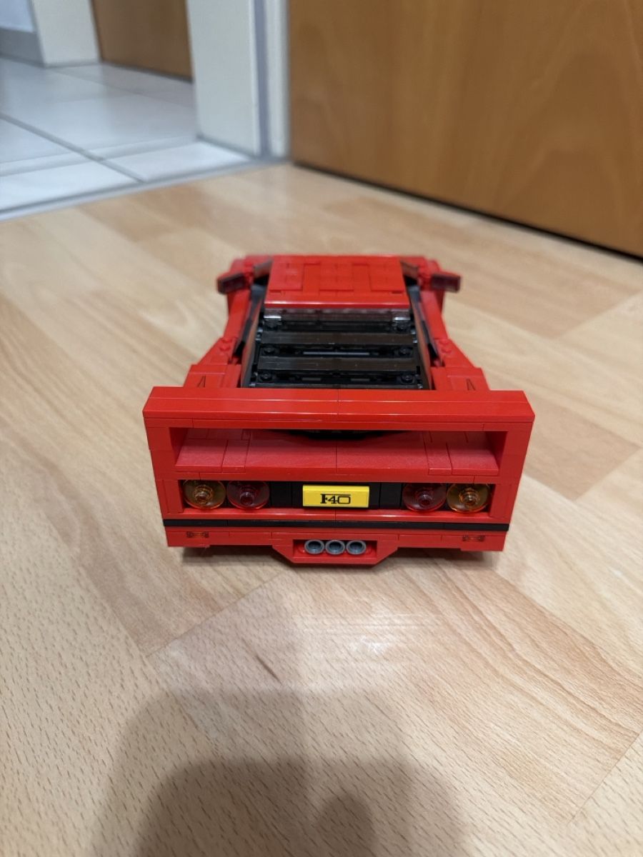 Lego Giocattoli: LEGO Ferrari F40 – Usato da Tecknau venduto da aljbu 2