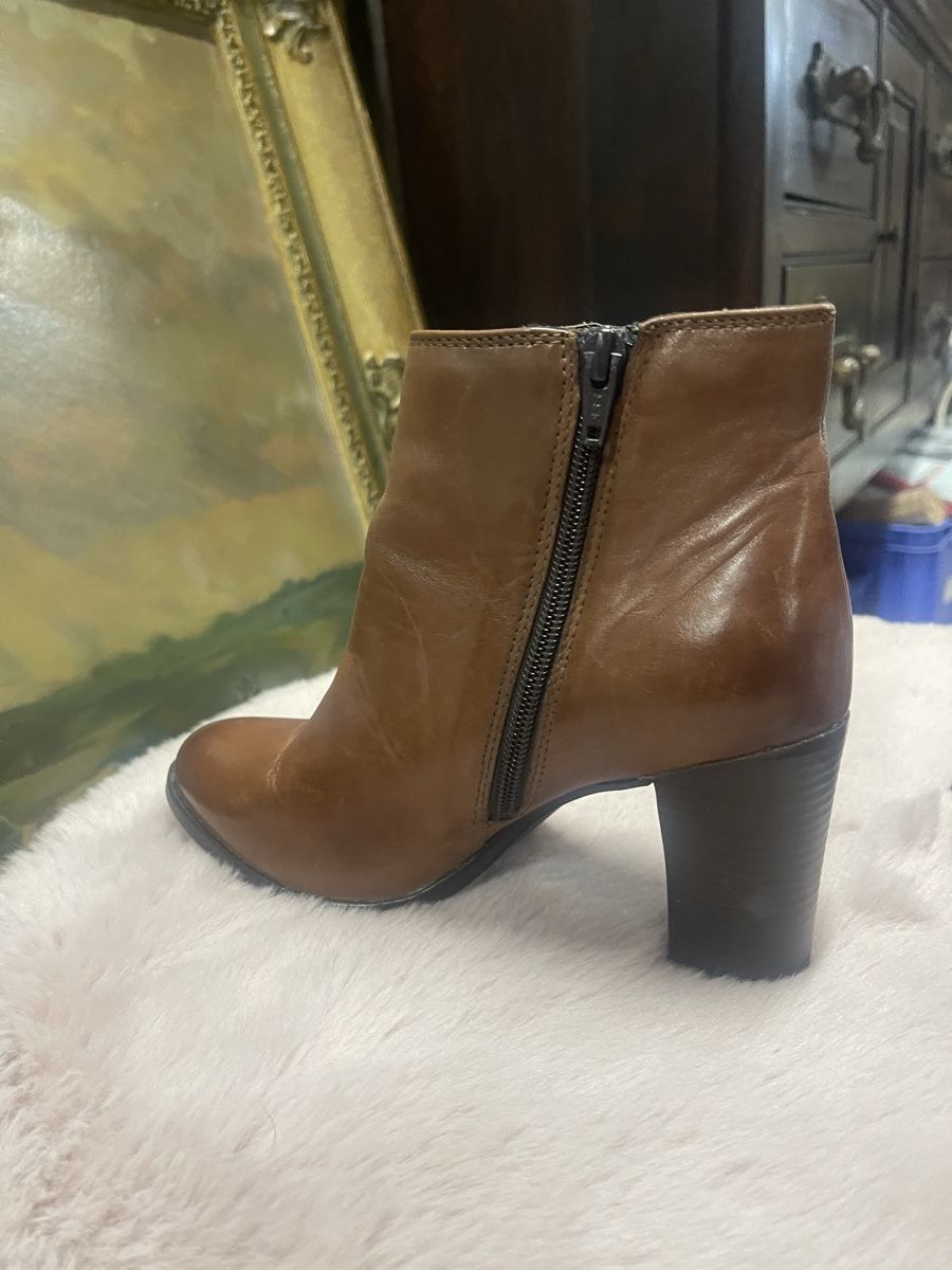 Scarpe da donna: 5th avenue boots gr 37 – Usato da Oberwil BL venduto da dyl_htk9 5