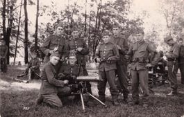 Militär // ca. 1940 Rekruten Mitrailleure Teil 2 // CH Armee