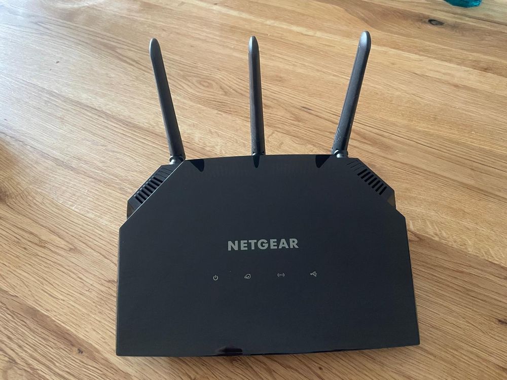 NETGEAR AC2000 WLAN Router und Access Point (Neu (gemäss Beschreibung ...
