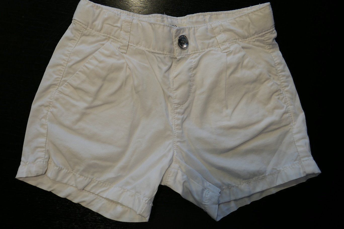 Hosen: Neuwertig: Weisse Shorts von Mango Gr.80 – Neu (gemäss Beschreibung) aus Horgen von Feli39