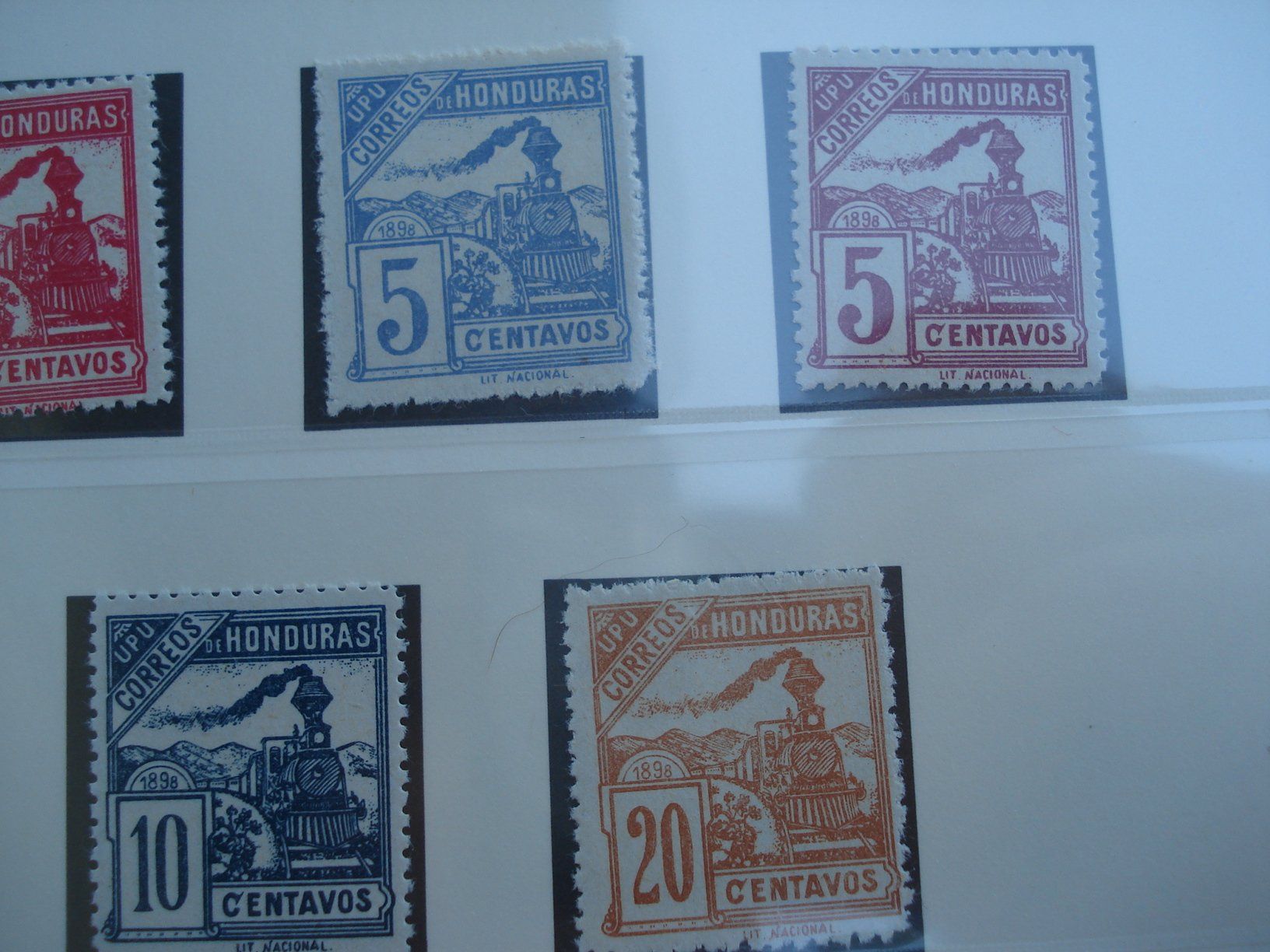 Tutti i francobolli: Honduras 1898, Satz mit Dampflok ** – Usato da Niederwil AG venduto da morostahu 2