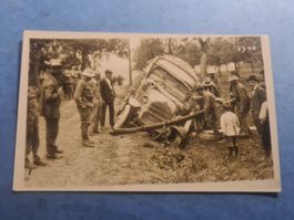 CAMION  BERNA  ACCIDENT CARTE  POSTALE  VINTAGE  COLLECTION