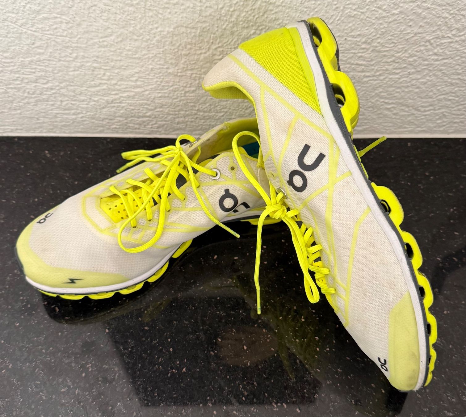 On Damenschuhe: ON Running, Cloudflash, Grösse 40 – Gebraucht aus Niederweningen von baghirac 2