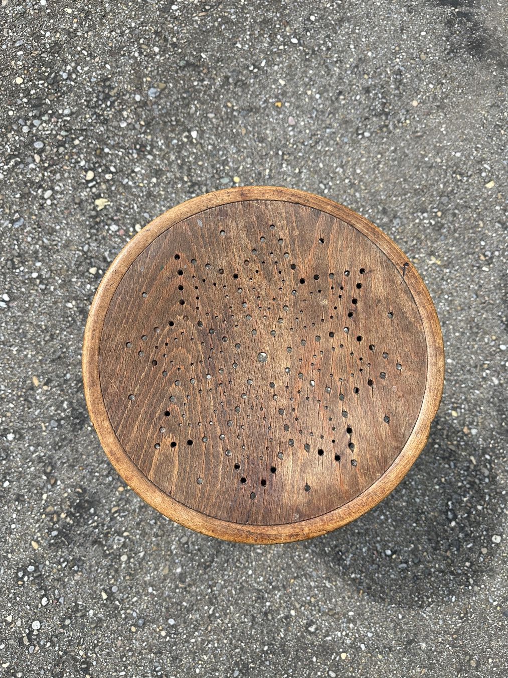 Sgabelli: alter Holz Hocker / Bugholz Hocker – Usato da Zürich venduto da frauflufelberg 3
