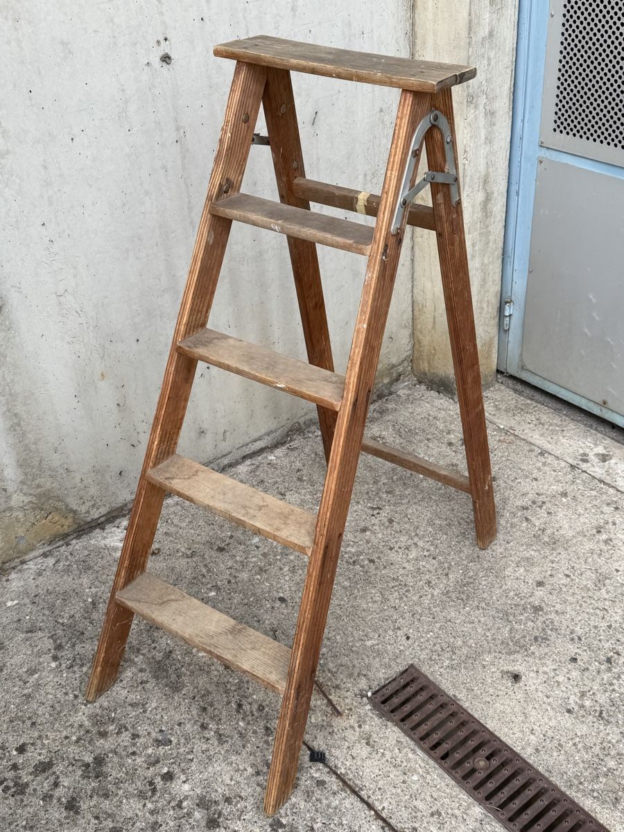 Scale: Escabeau en bois pliable  – Usato da Bussigny venduto da ShopOp 9