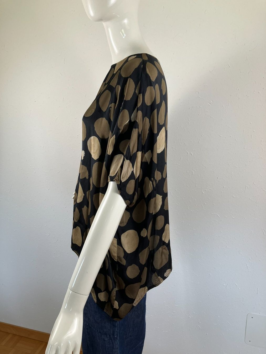 Manila Grace Chemisiers: Manila Grace Oversize Bluse Gr.38 – D'occasion à Laupen ZH par kar_lfz6 3