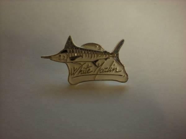 Musicassette: Pin's White Marlin Collector – Nuovo (secondo la descrizione) da Fribourg venduto da versus702