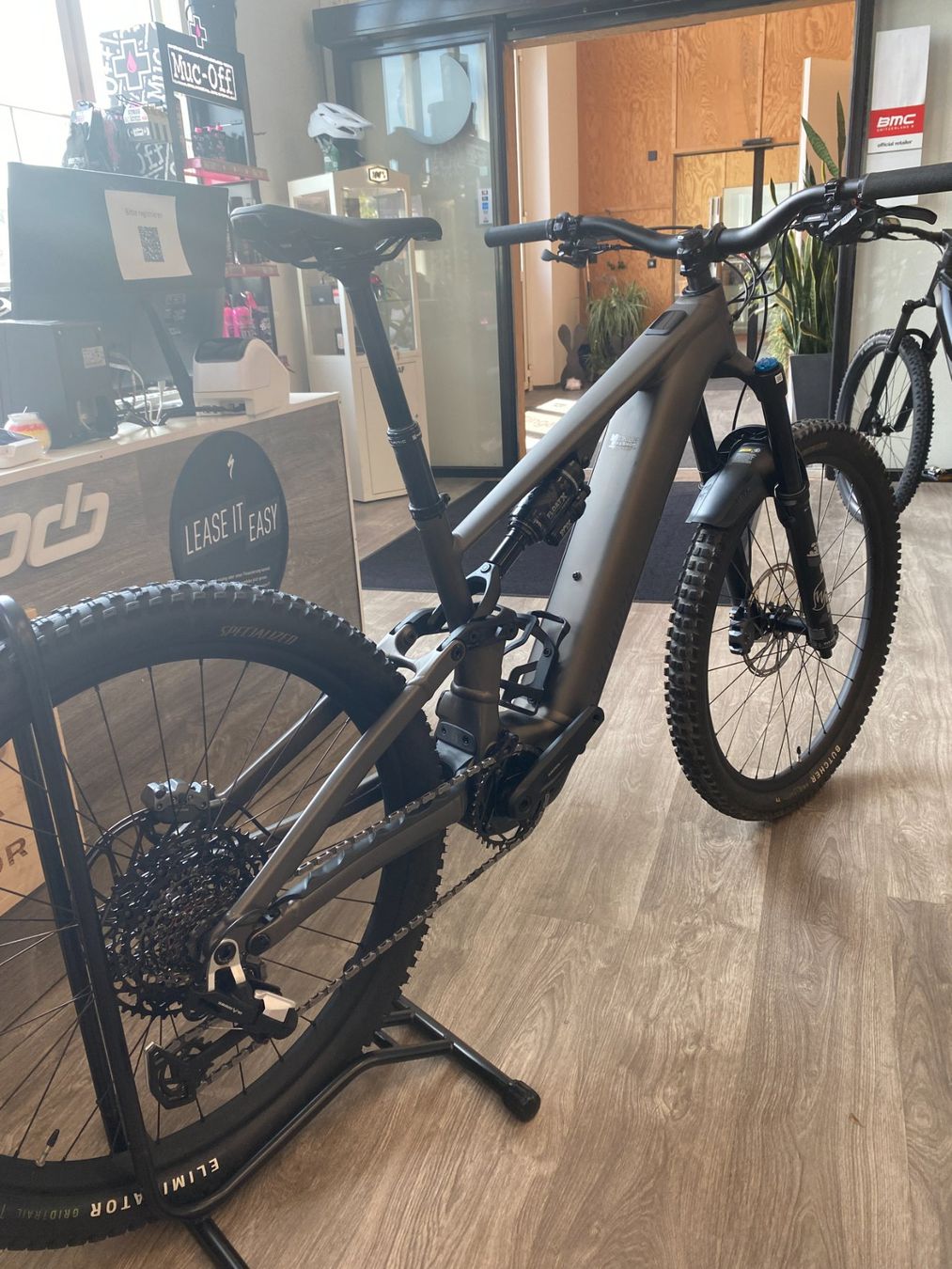 Specialized Velos: Specialized Levo Comp Alloy G4 mit 750km – Gebraucht aus Lüchingen von bsk-graf-bikeshop