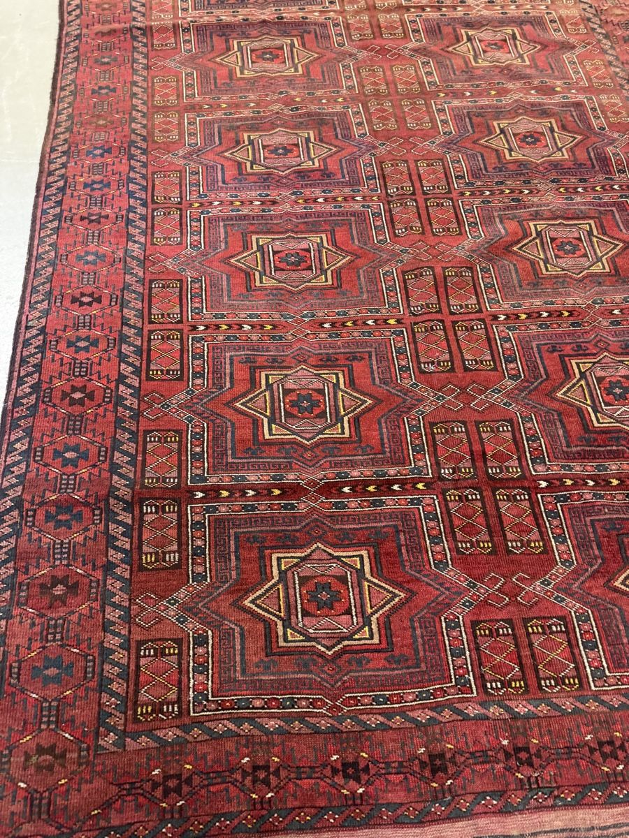 Tappeti: Alt Orientteppich rot mit geometrischem Muster  – Usato da Strengelbach venduto da RaenAntikDesign 3