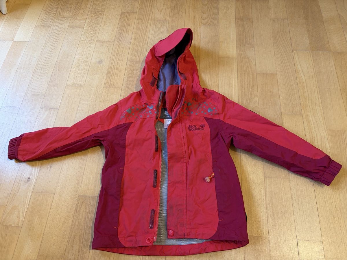 Jack Wolfskin Giacche & Cappotti: Allwetterjacke Jack Wolfskin Gr. 104 – Usato da Sion venduto da stefur86