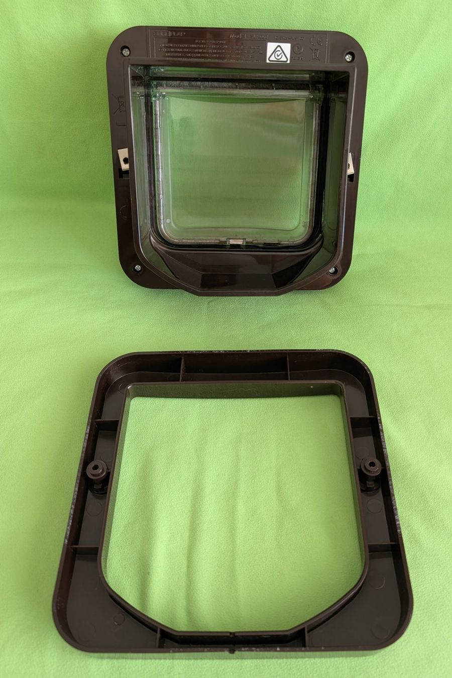 Katzenklappen: Sureflap Katzenklappe braun – Gebraucht aus Zollikofen von dublerone 2